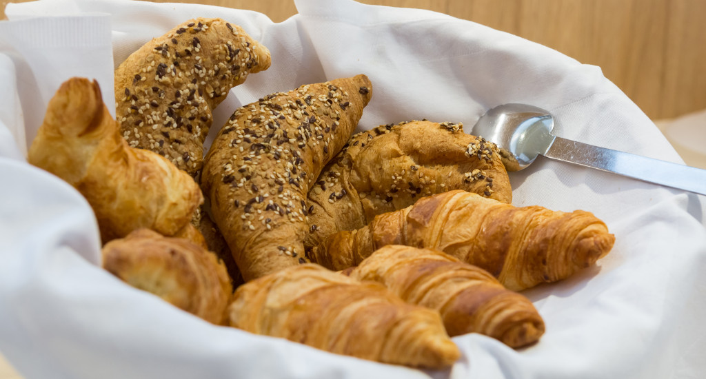 2016 breakfast room 8